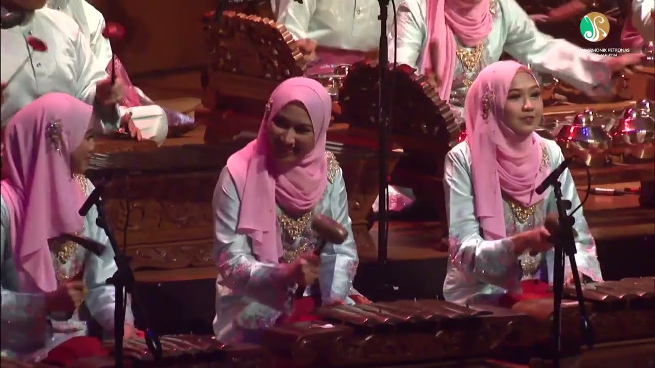 Gegar + Madah Teruna Full Version (Junjung Tradisi - A Night with UTP Stars)