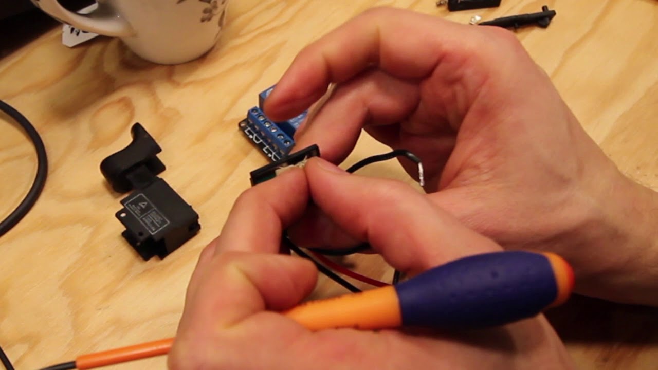 Using and controlling the Innards of a Cordless drill with an Arduino - [Anything Arduino] - ep.33