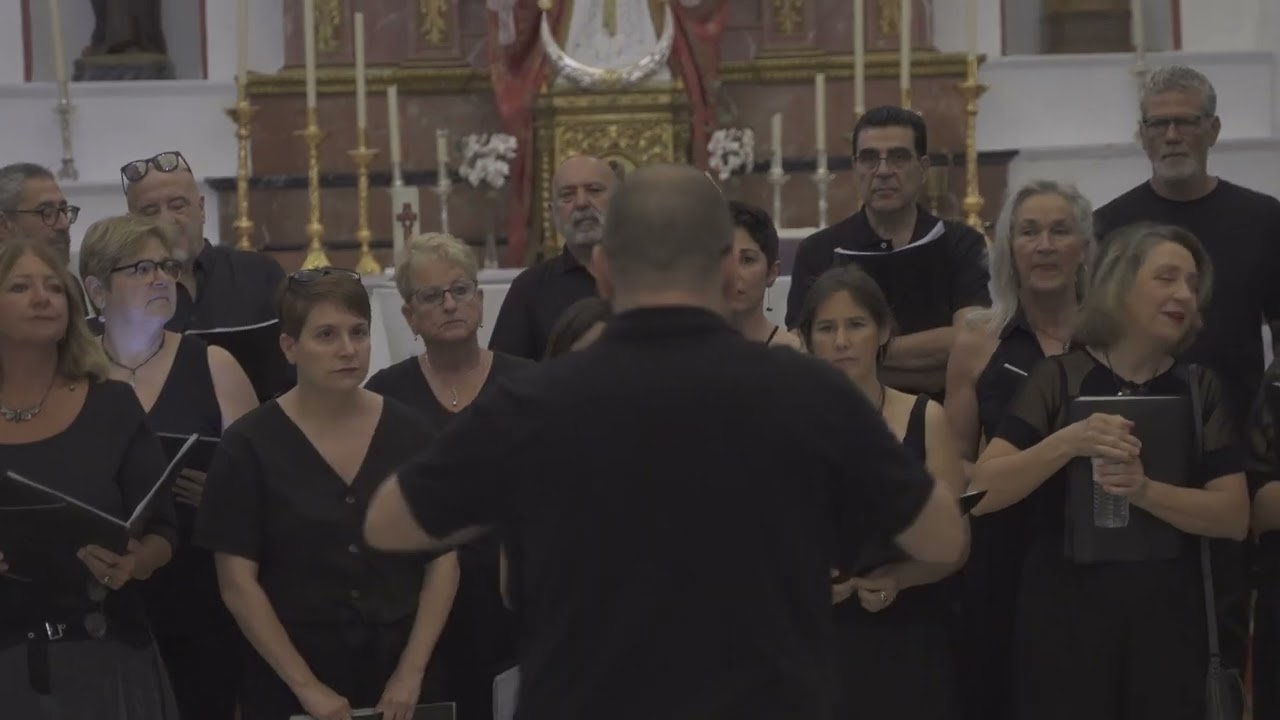 Actuación completa de la Polifónica Coral de algodonales, en la parroquia San José en El Gastor
