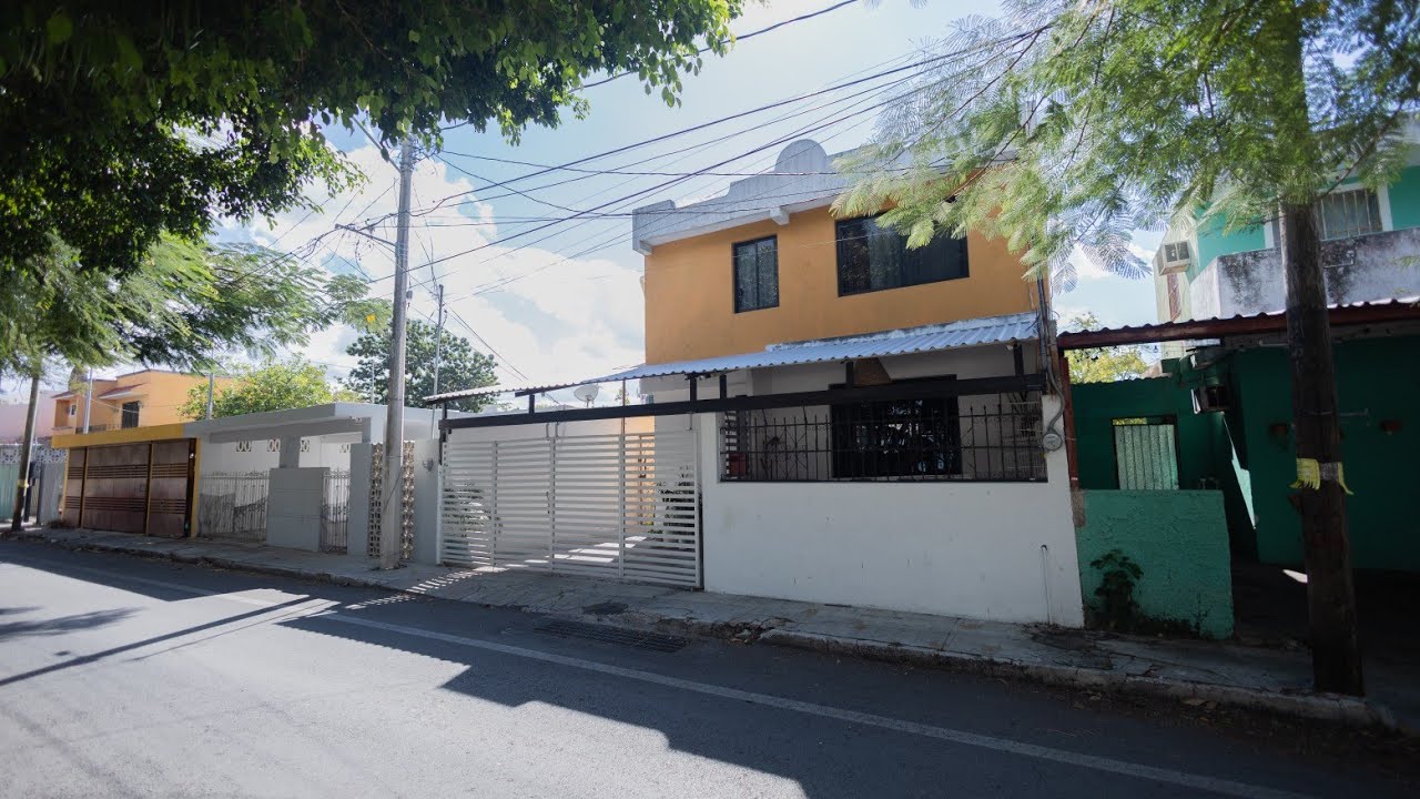 Casa en venta de 3 recámaras con excelente ubicacion en Ampliación Revolución de Mérida Yucatán Méx