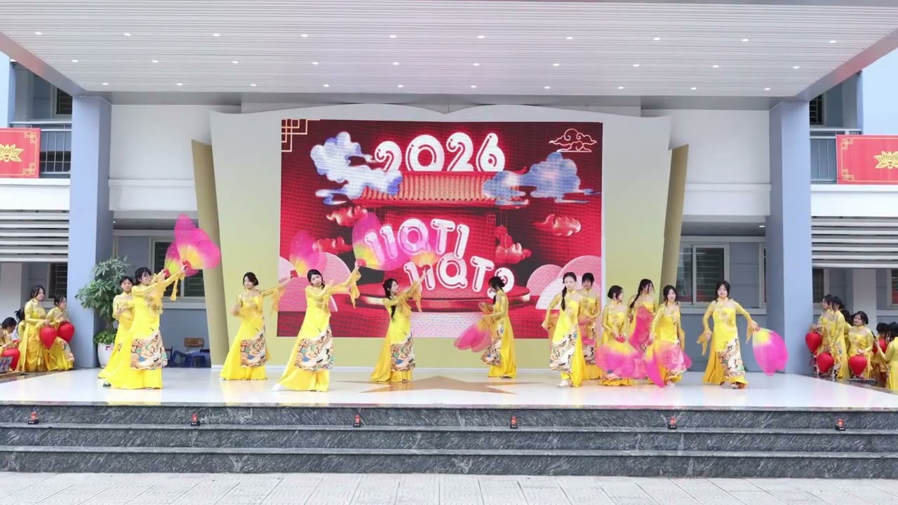 LiveShow Hương Xuân Phúc Lợi - 11QT1 & 11QT2 THPT Phúc Lợi