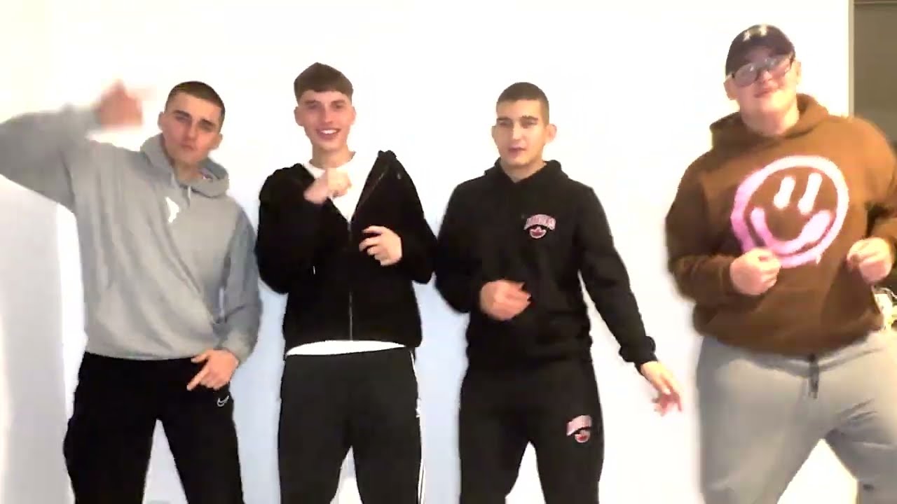 MIXTAPE OSKIE BAJLANDO