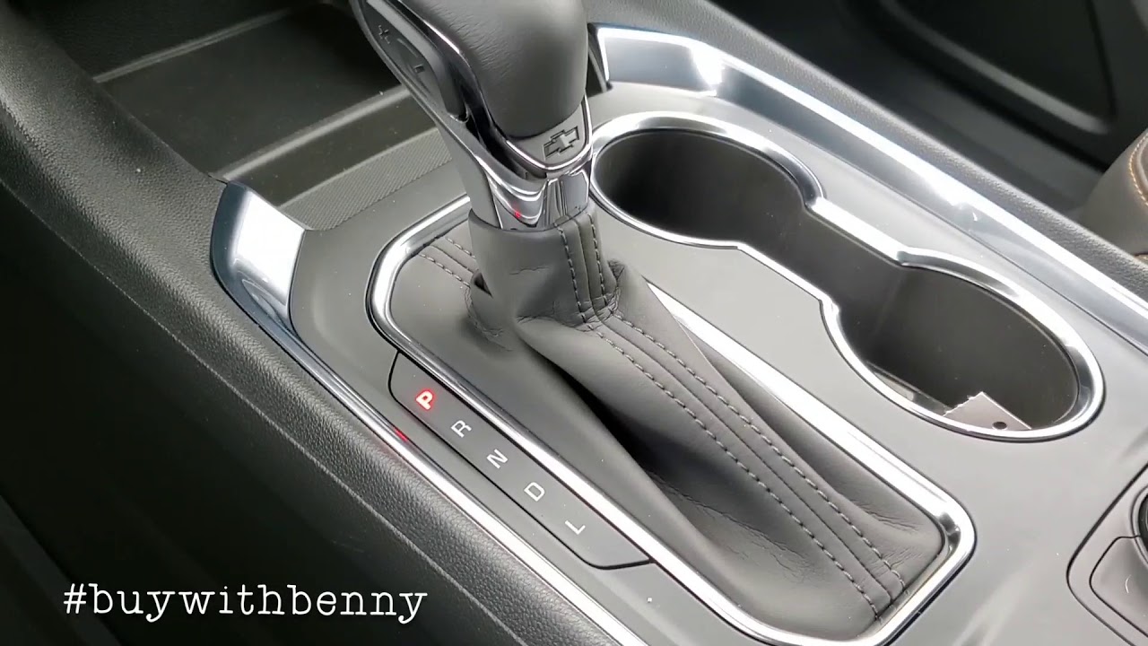 Как отключить функцию &laquo;Автостоп&raquo; в Chevrolet Traverse 2021 года