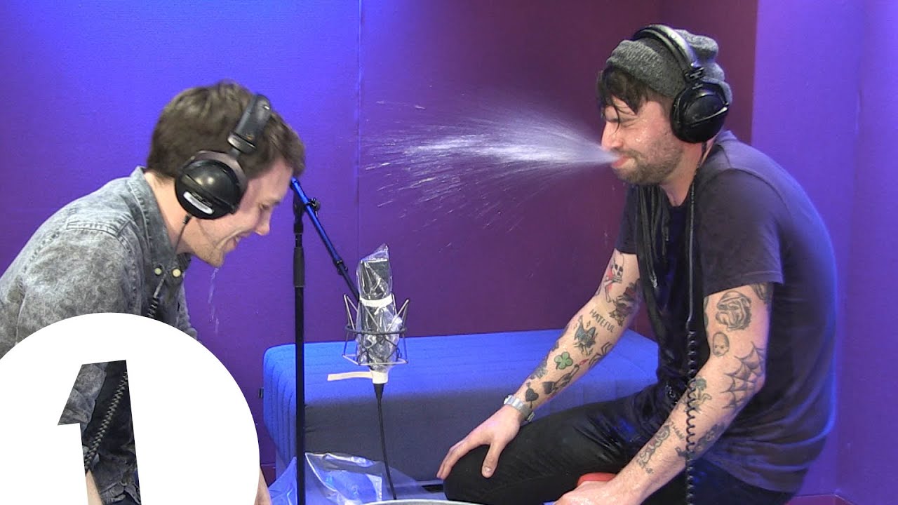 Mike Duce from Lower Than Atlantis plays Innuendo Bingo