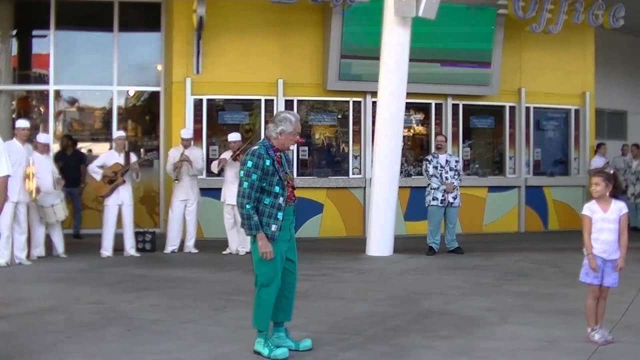 Disney's Festival of Masters - La Nouba Street Performance - Nov  9, 2013