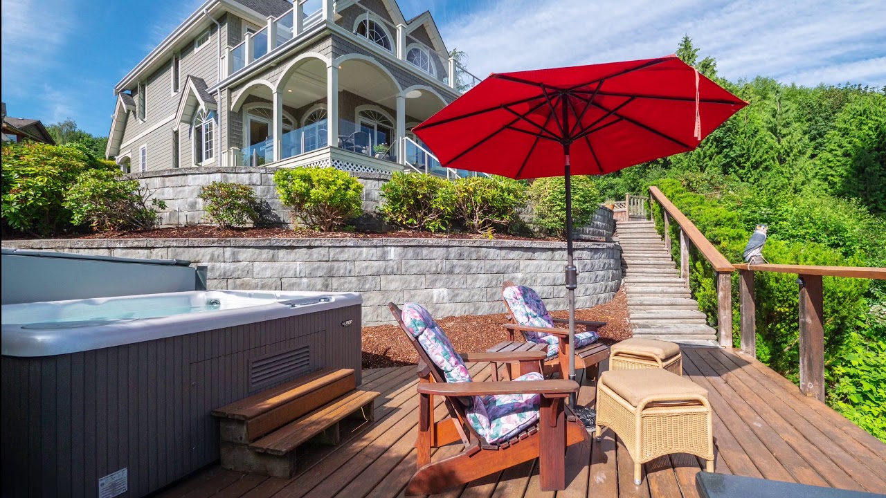 6560 Gale Ave N, Sechelt, BC, Canada MLS#:  R2281146