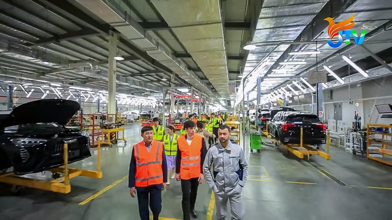 Zamin | Talabalar ADM Jizzax avtomobil zavodi faoliyati bilan tanishtirildi