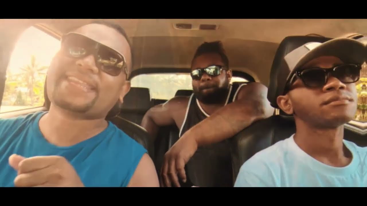 Leba Boi Yawa E Lomai Nasau - Sa Yali Na Loloma (Official Music Video)