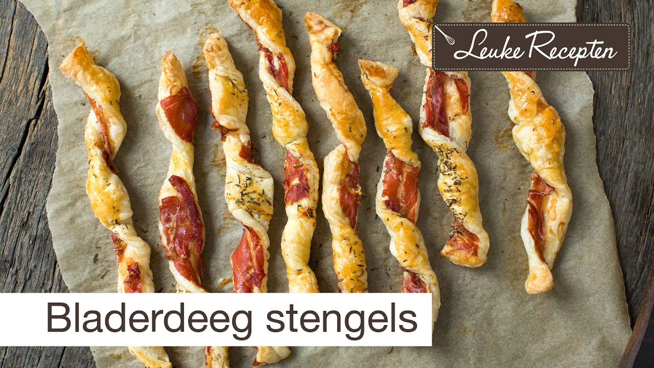 Bladerdeeg stengels met parmaham 🥓 | LeukeRecepten.nl