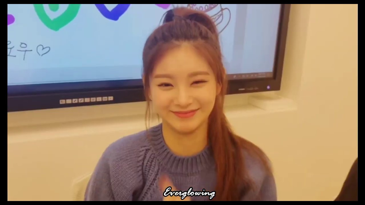Everglow funny/cute moments I think about a lot #1