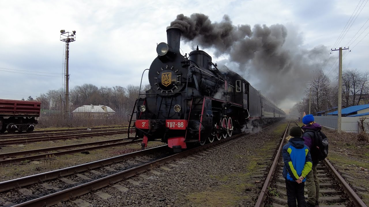 Ретро потяг у Лужанах