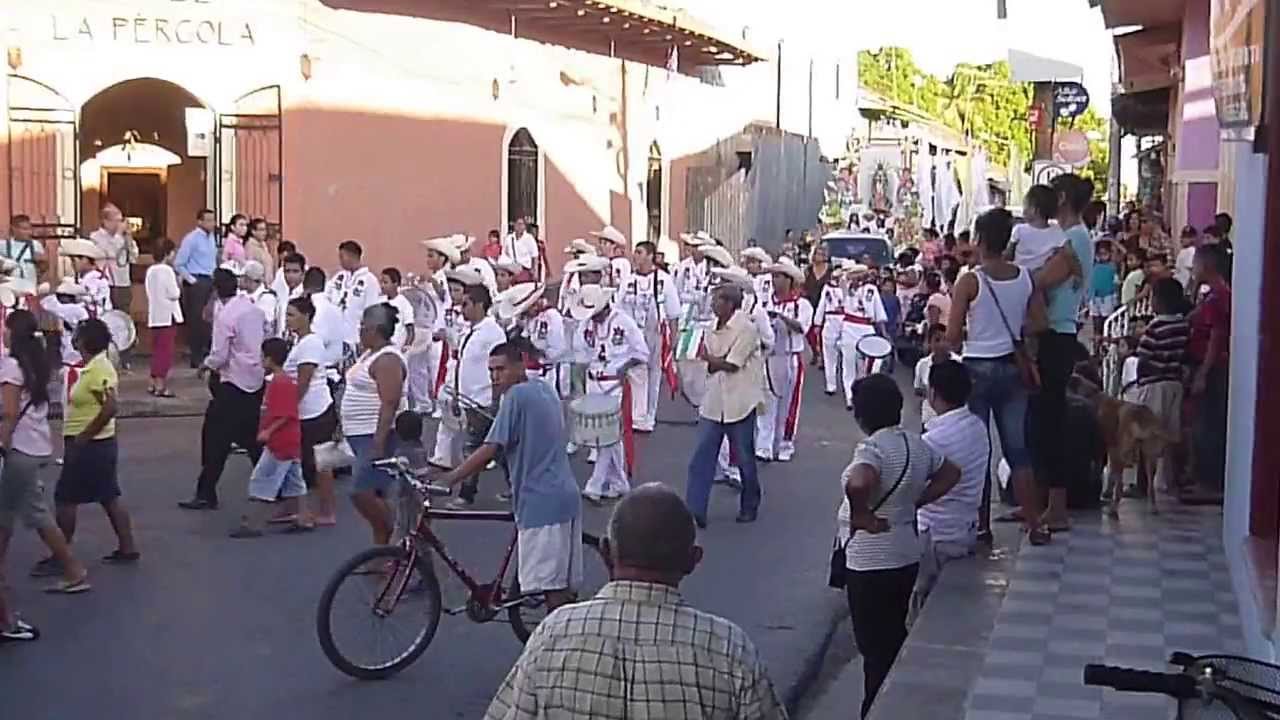 Purisima parade, Granada, Nicaragua 2013 11 29 16 34 54