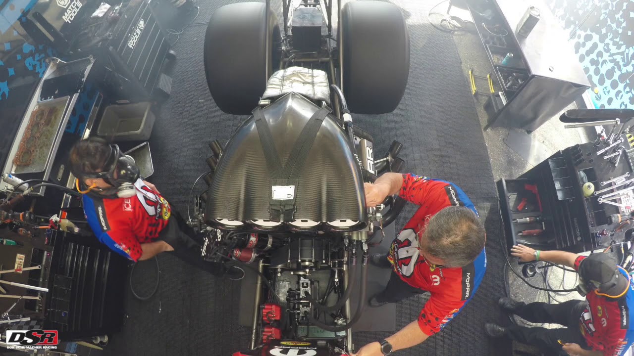#WarmUpWednesday with Leah Pritchett and the Mopar Top Fuel team! 🔥