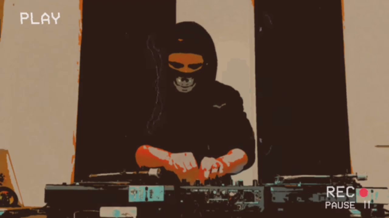 DJ MONKEYFINGAZ Vs LORD BEATJITZU (Live Class Performance)