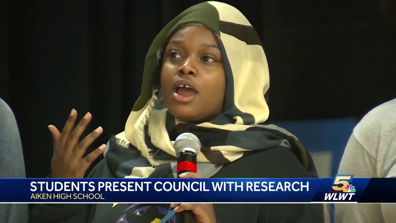 Students testify about justice system issues