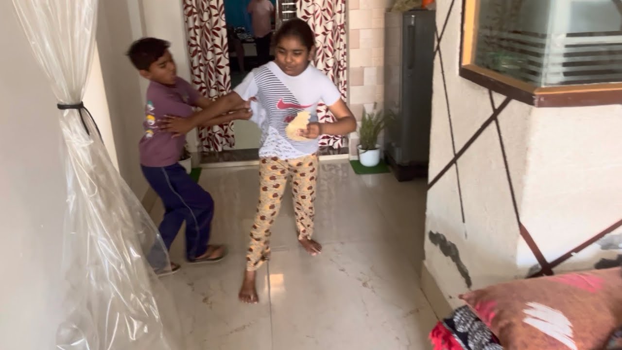 Aarav or Kavya main hui ladai Papad ke liye 🤣😱