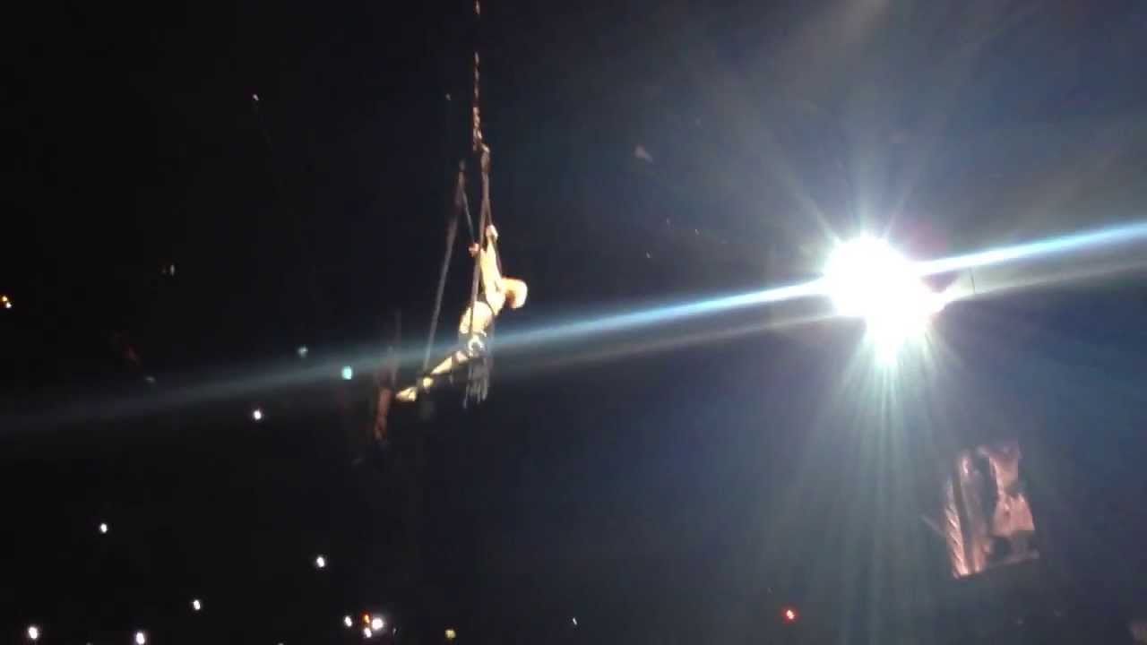 Pink - Try (Live at London O2 Arena)