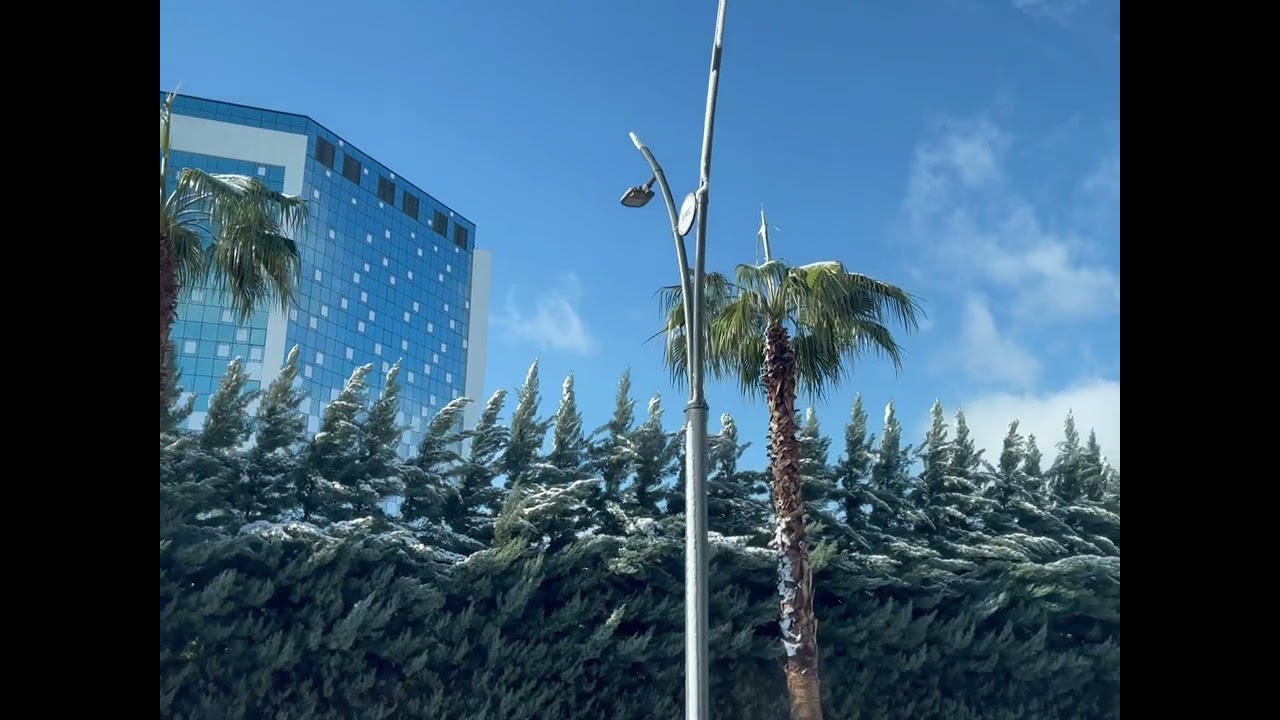Snowing in Erbil (4K)