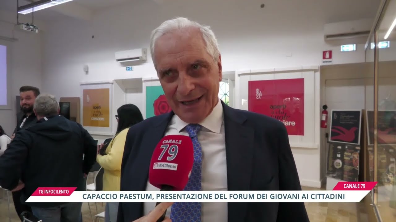 Capaccio Paestum: sala gremita per la presentazione del Forum dei giovani ai cittadini