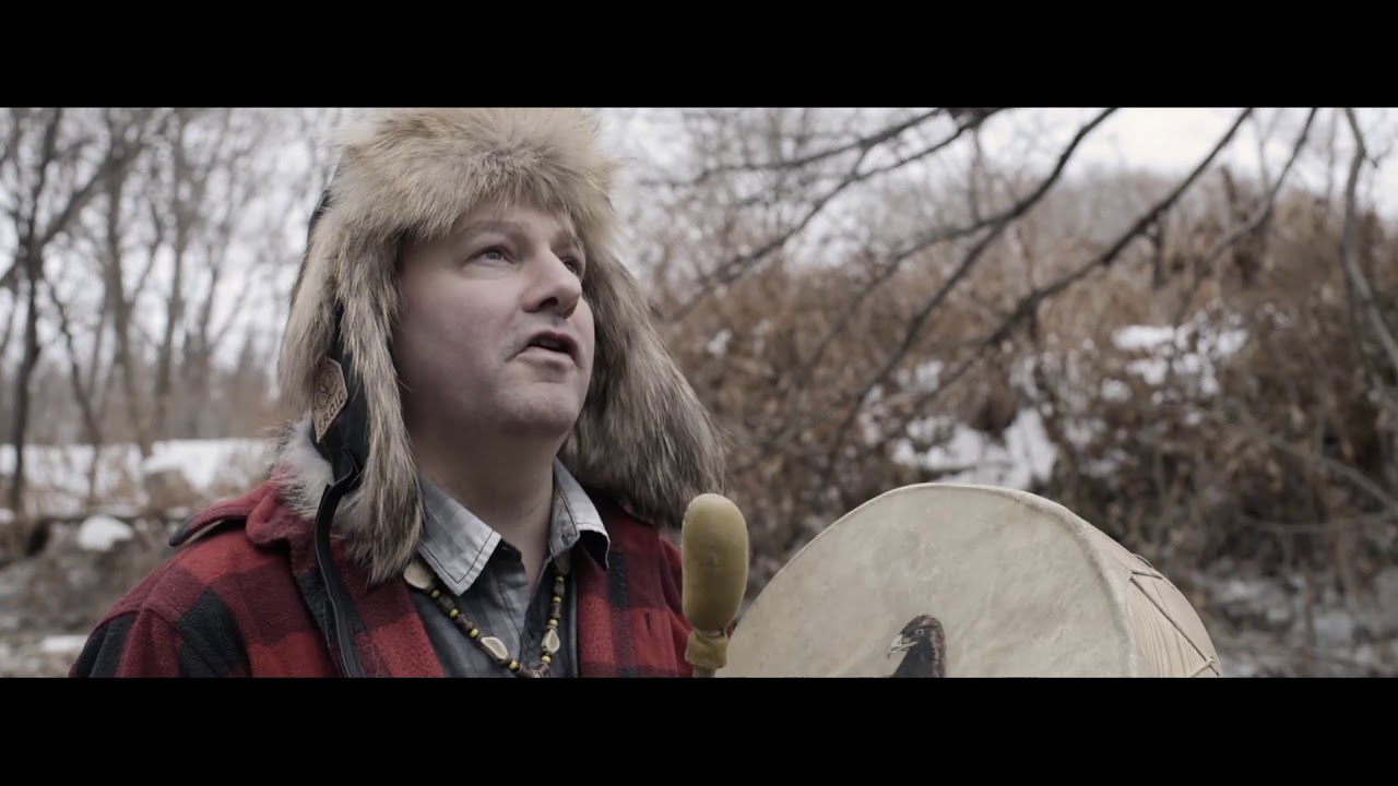 Mike Paul - Tshiuetin(le vent du nord) - Vidéoclip Officiel