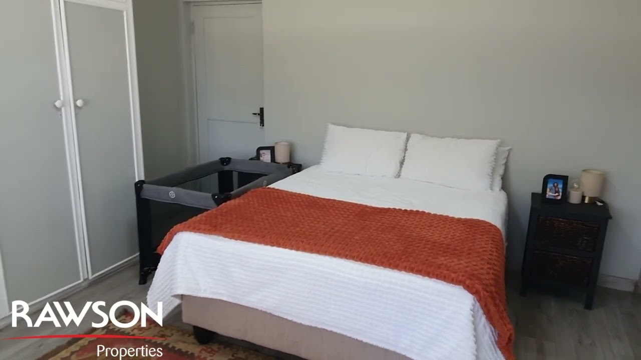 12 16th Avenue (Mossel Bay Central) - Guesthouse With Private Coastal Residence and Income