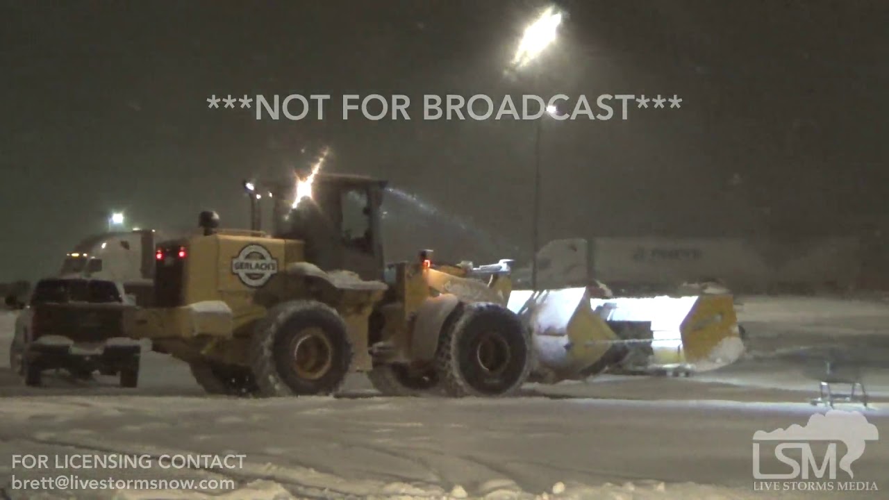 12-15-17 Erie, PA - Lake Effect Snow - I-90 Accidents, clean up, and more