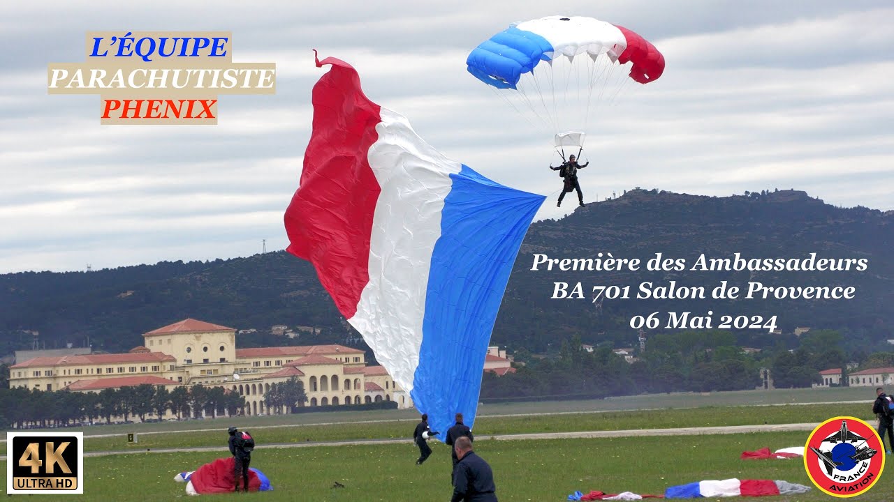 Les Parachutistes de l'équipe PHENIX sautent d'un A400M Première des Ambassadeurs 06 Mai 24 BA 701