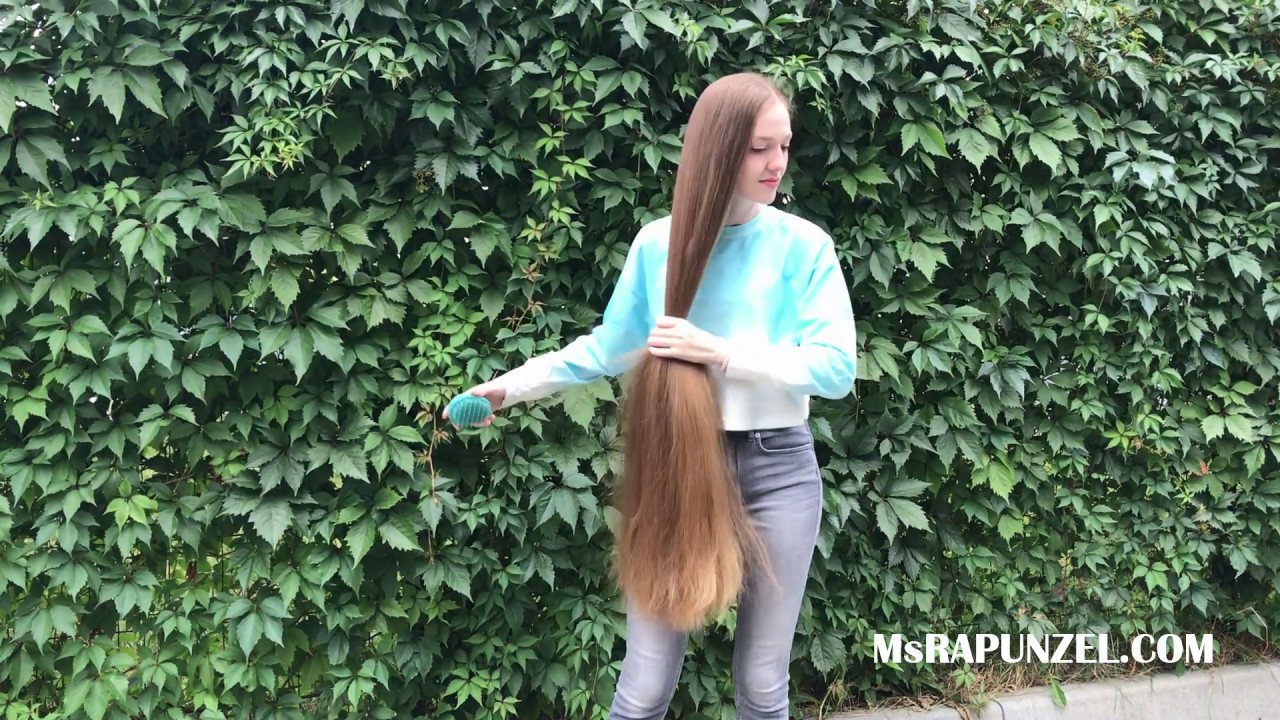 Orysya - Movie 10 - Styling Long Straight Hair Outdoors