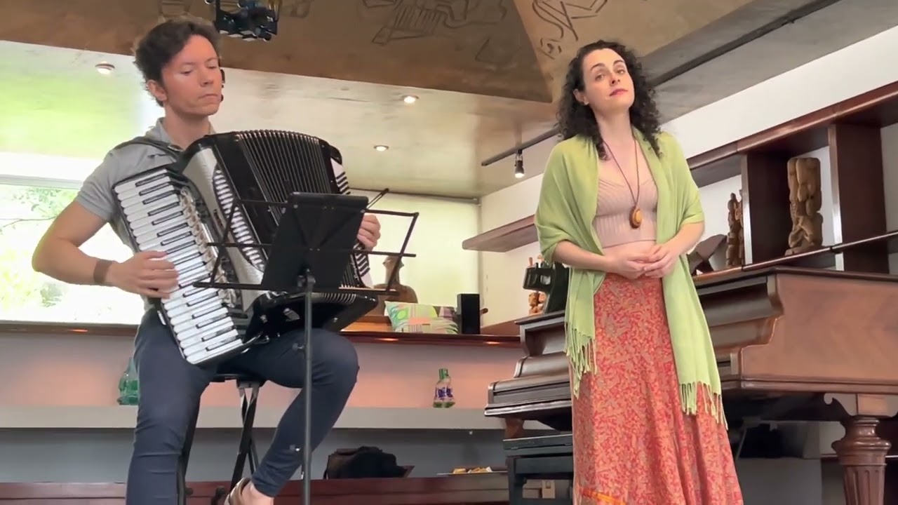Duo Querubim interpreta 