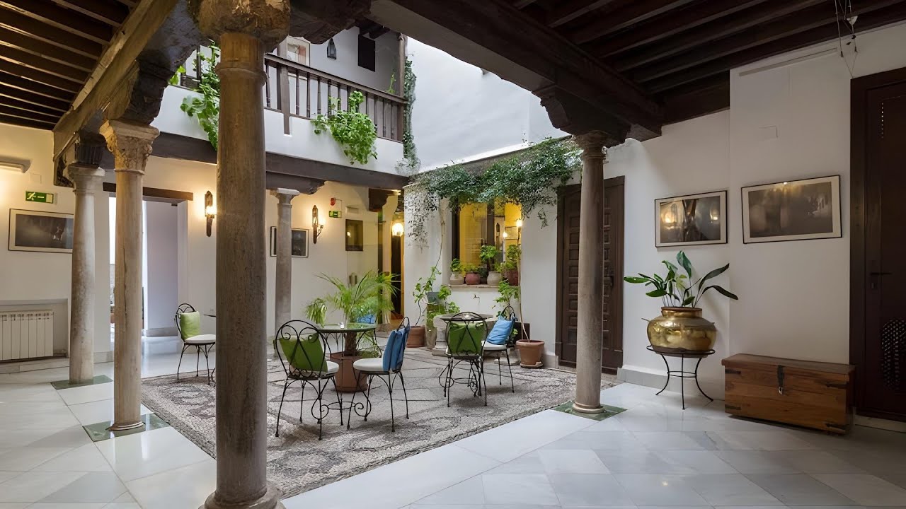 Casa del Capitel Nazari | Granada, Spain | Hotel Review ⭐