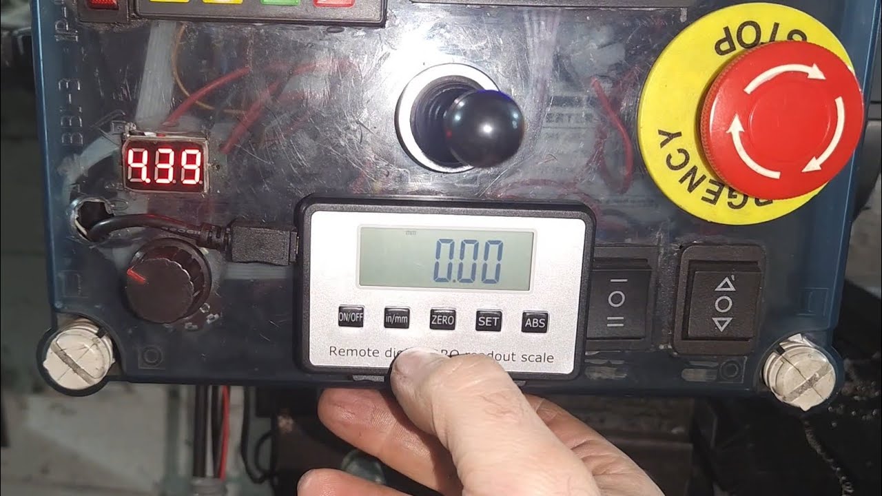 Установка уци на самодельный токарный станок по металлу