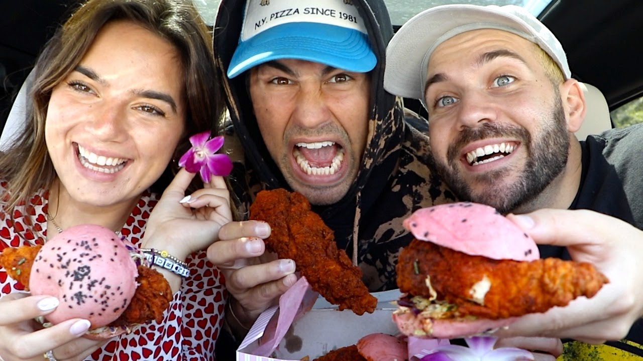 TODD, NATALIE, AND JOE TRY FAMOUS PINK BUN CHICKEN SANDWICHES!!