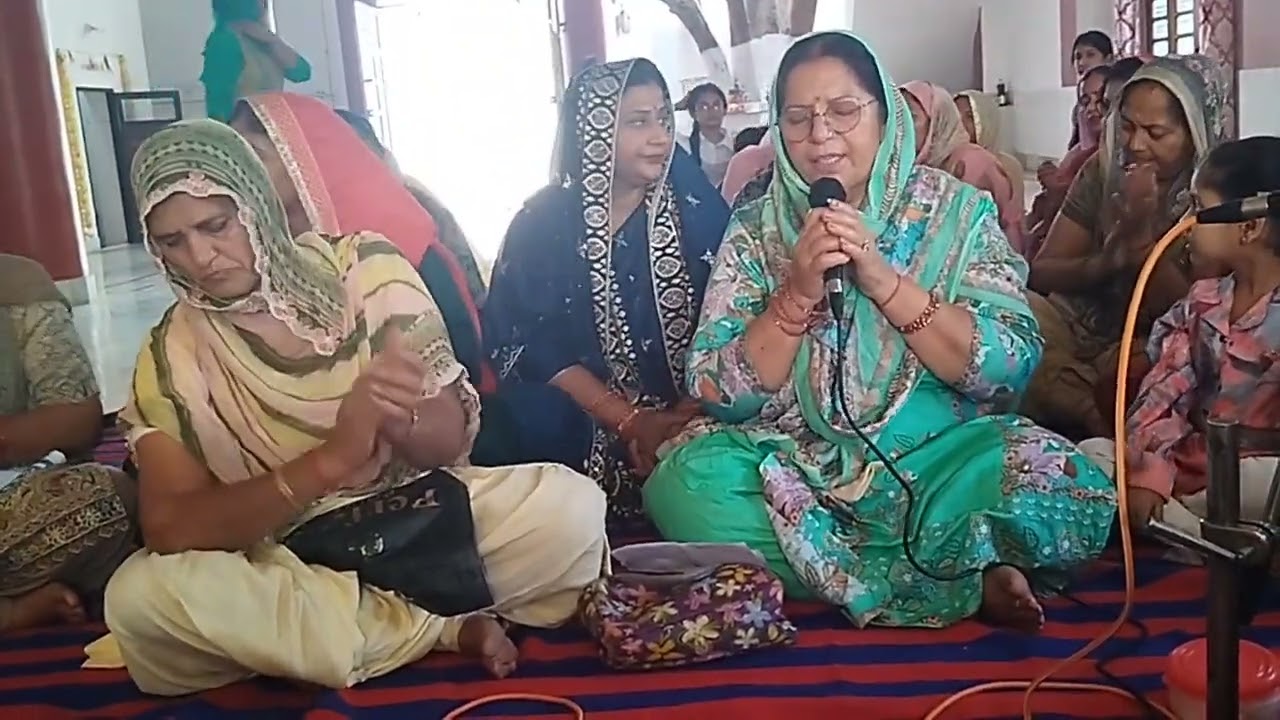 कभी बंसी बजाते हो कभी माखन चुराते भजन बहुत सुंदर