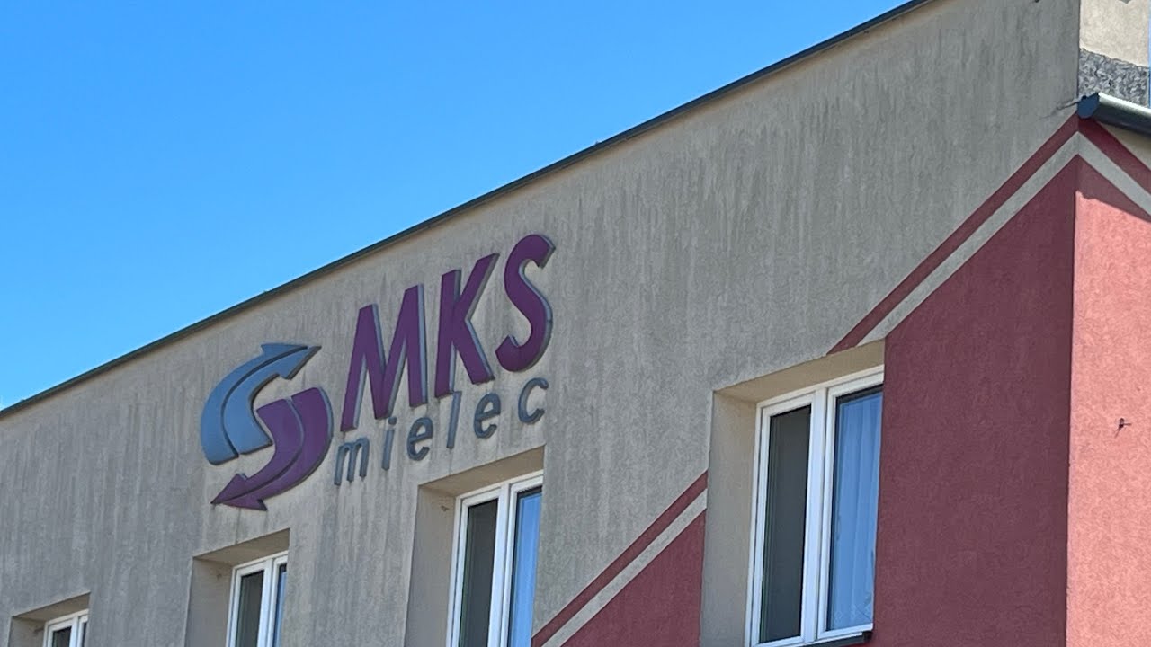 Spacer po zajezdni MKS Mielec
