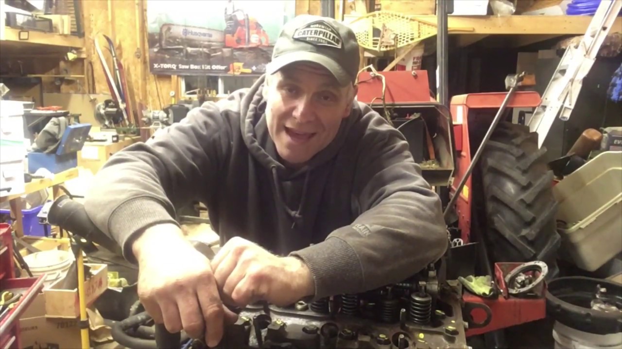 Регулировка клапанов на Massey 231 / Perkins 152