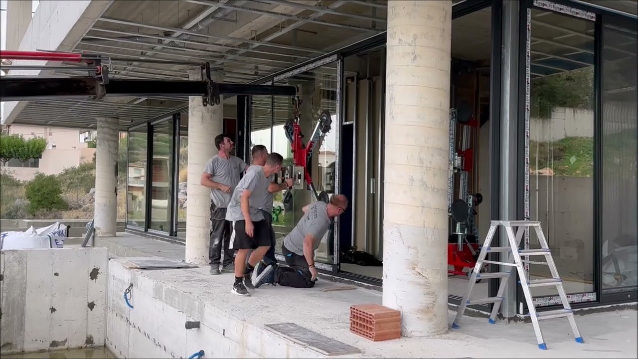 Installation of minimal aluminium frames - Τοποθέτηση Minimal κουφωμάτων μεγάλων διαστάσεων.