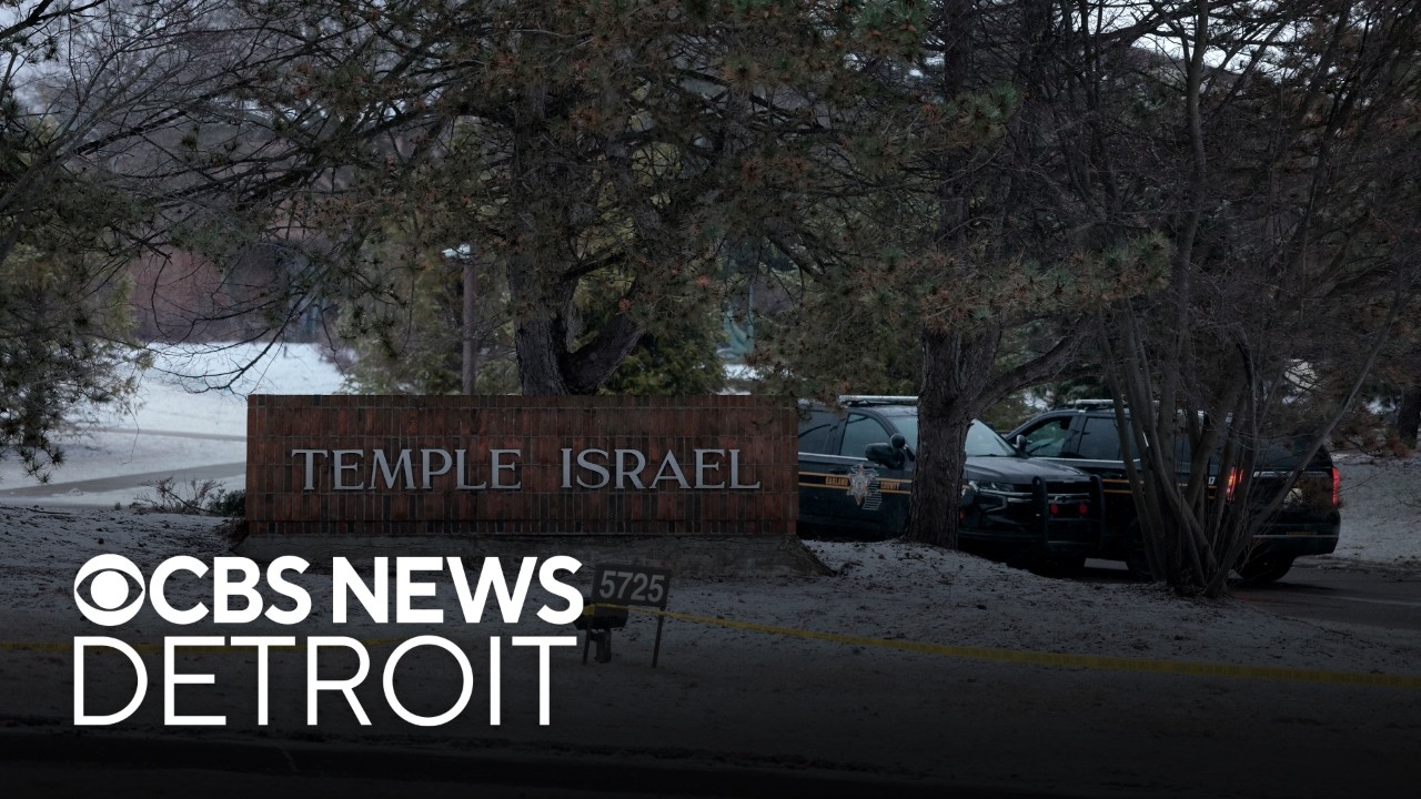 Watch live: Gov. Whitmer, law enforcement provide update on Detroit-area synagogue attack