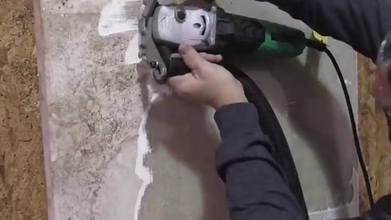Marineshaver Pro stripping gelcoat from a curved fiberglass bulkhead-1