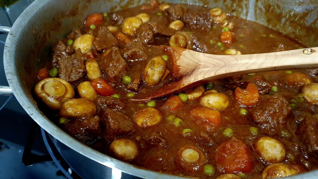 ESTOFADO DE TERNERA Y CHAMPIÑONES muy fácil y sabroso