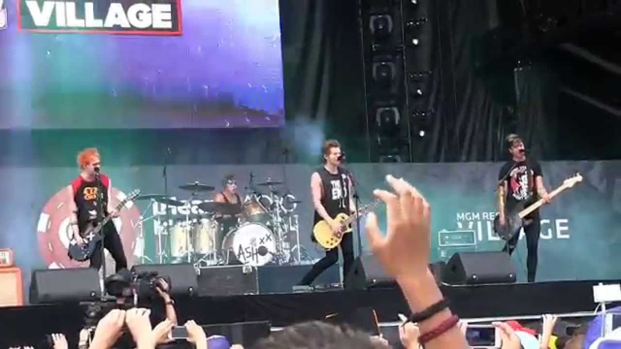 5 Seconds of Summer- 