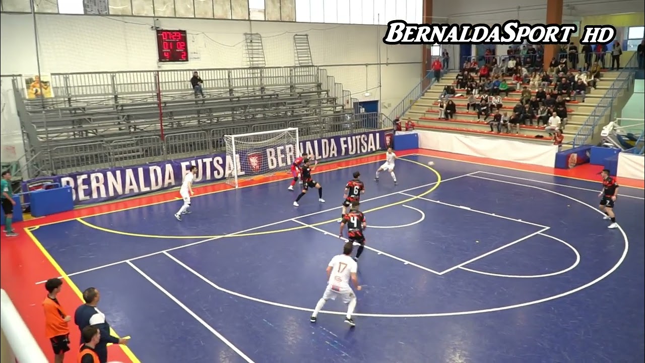 Bernalda Futsal - Carovigno  Serie B 20 giornata 15 Marzo 2025