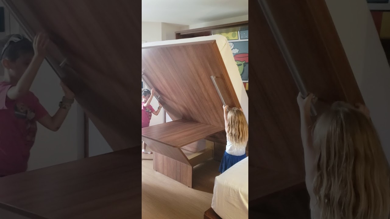 Disney's Pop Century - Murphy bed