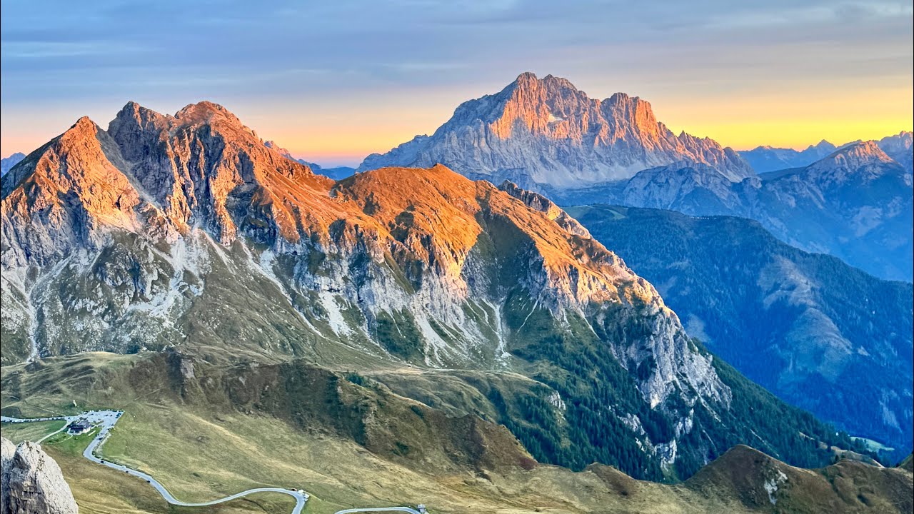 Trekking on the Alta Via 1 in the Dolomites 7 Days on Trail