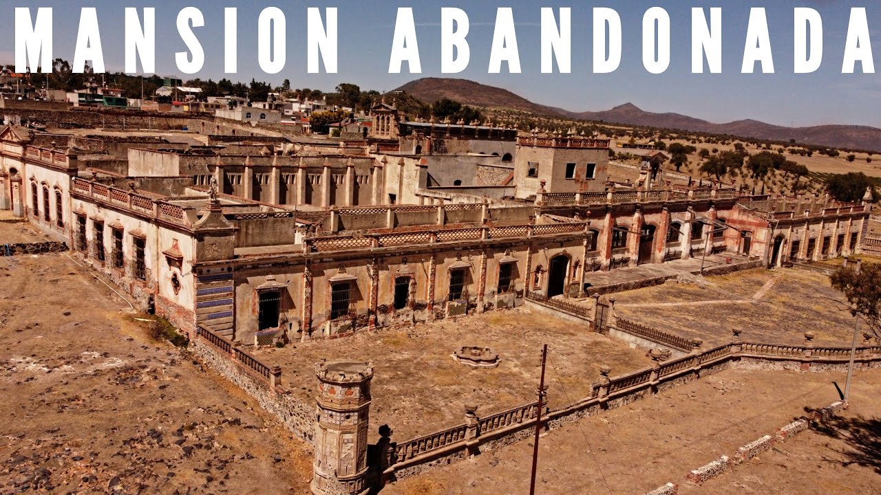 🤯🇲🇽 La Extra&ntilde;a MUERTE de su Esposa hizo que Regalara Toda su Fortuna &bull; MANSION ABANDONADA ...