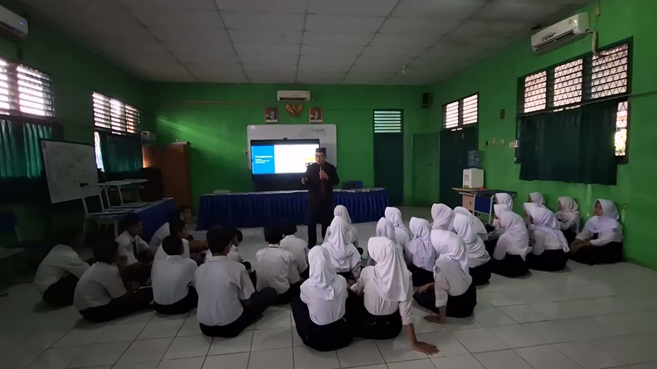 Pembentukan Pemimpin Berkarakter melalui LDKS