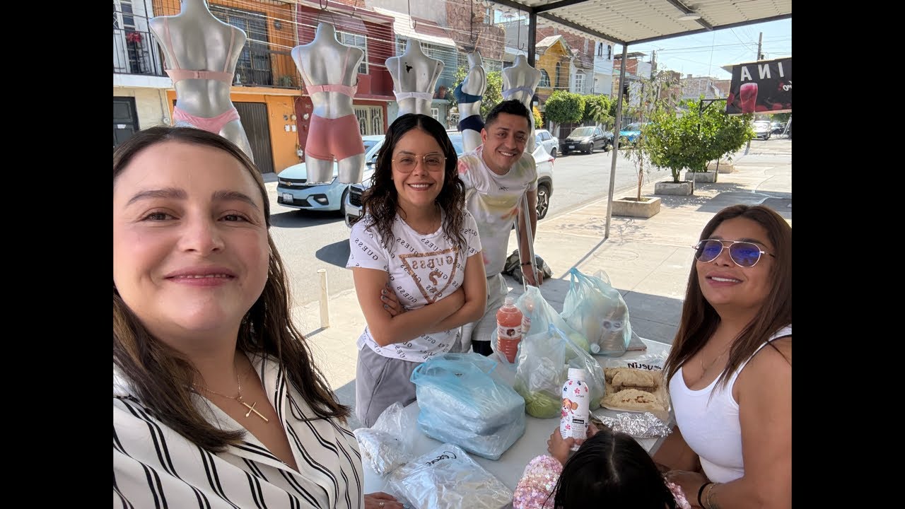 Desayunando y chismeando