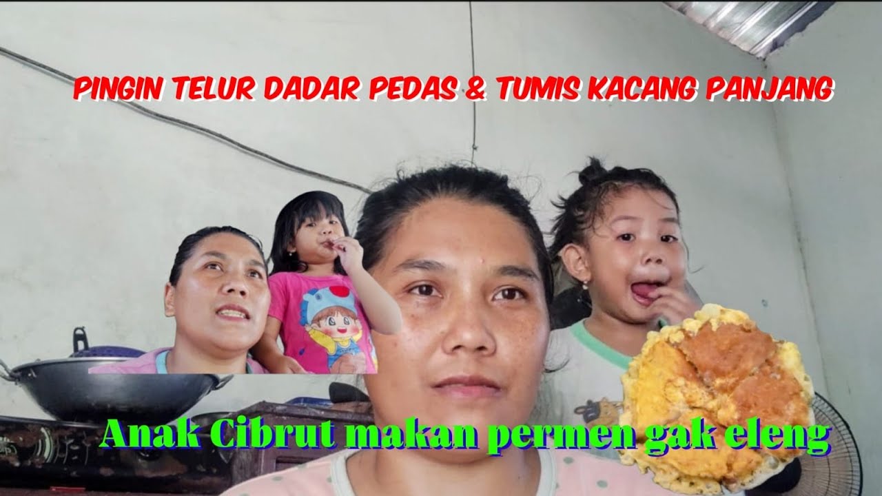 MASAK TUMIS KACANG PANJANG DAN BUAT TELUR DADAR PEDES ‼️ KYARA MAKAN PERMEN SEKALIGUS 7 BIJI 😱