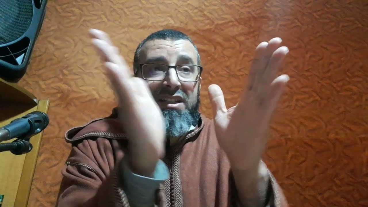 من هو الإنسان المبارك او الزهري المبارك ...