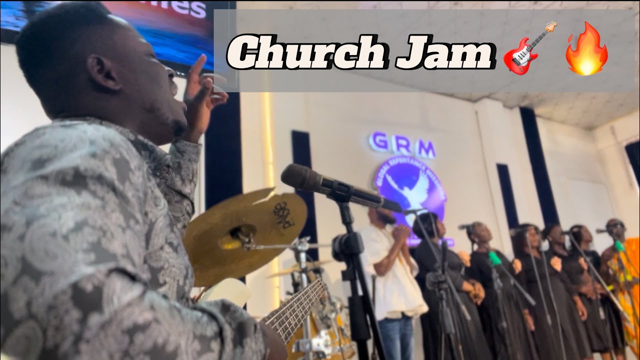 Worship Medley Played During Church Service with The FRUITFUL TABERNACLE CHOIR🔥 #church #bass