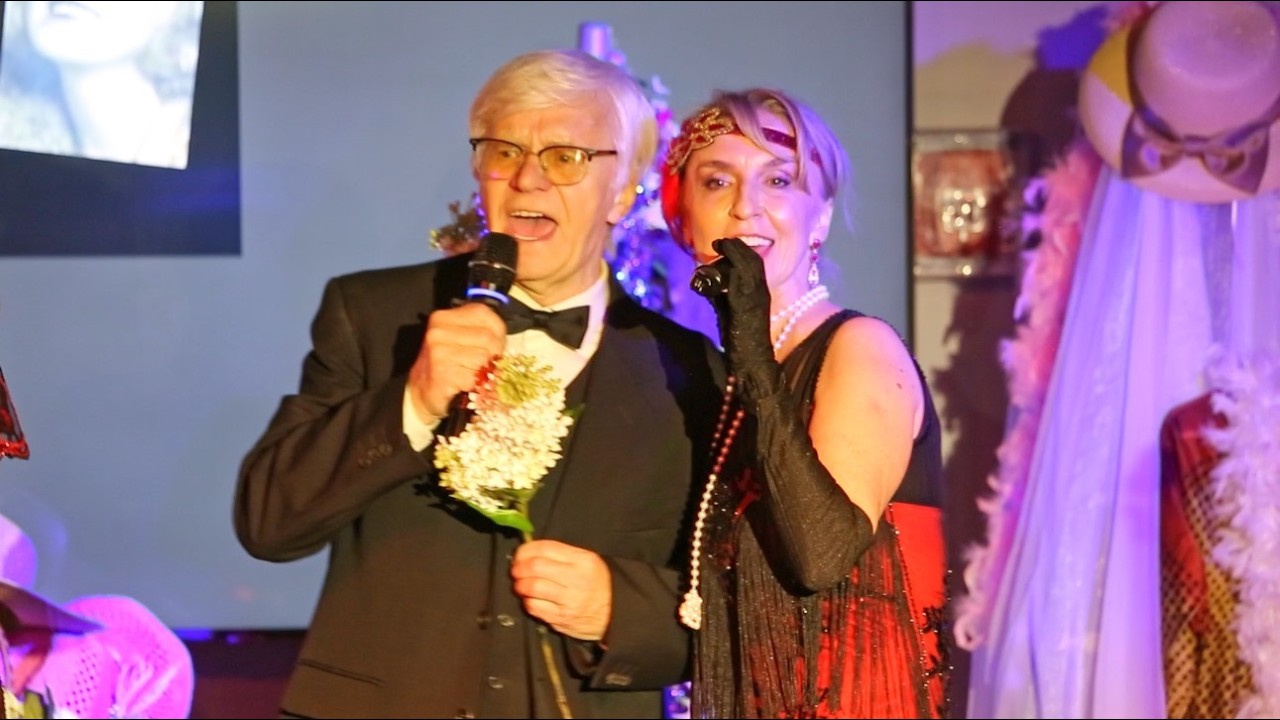 KIEDY ZNÓW ZAKWITNĄ BIAŁE BZY